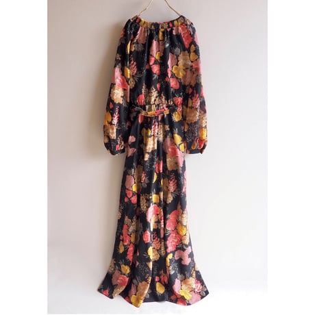 70s balloon sleeve floral maxi dress