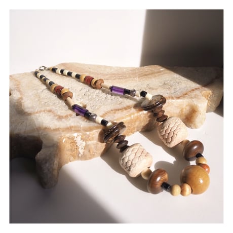 vintage wood beaded chunky necklace (multi)