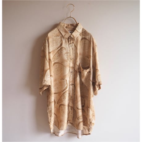 "MODUS OPERANDI" abstract print oversized s/s blouse
