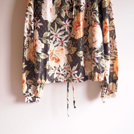 70〜80s metallic floral blouse