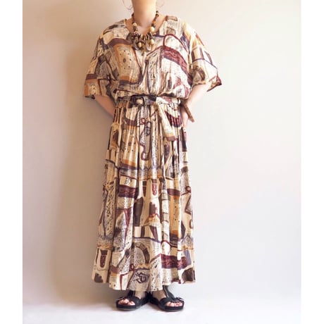 vintage abstract print s/s maxi dress