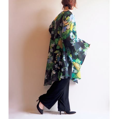 70s "LADY WINN California by Teddi" floral sheer tunic (A)