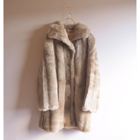 70s "Sears" beige faux fur coat