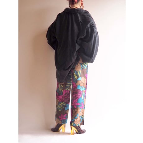 ”Valerie Stevens" floral silk pants
