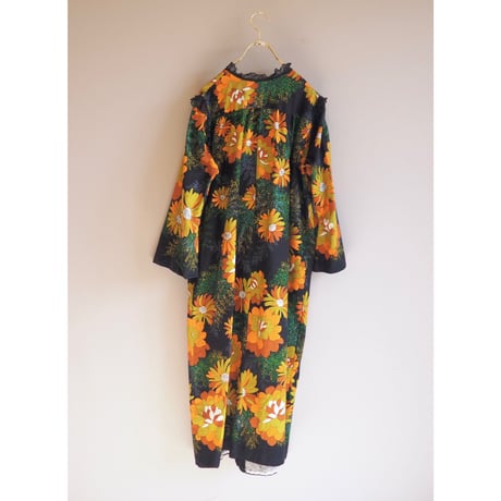 70s floral lace house coat