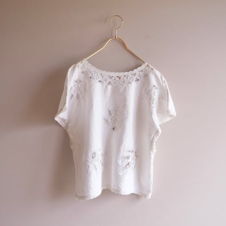 "Lim's" ramie battenberg  lace blouse