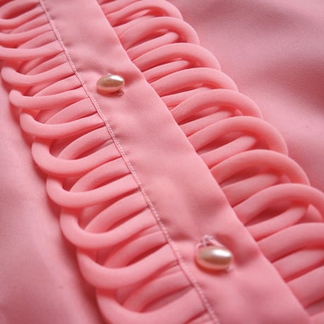 "Ricci Mina" semi sheer loop design blouse
