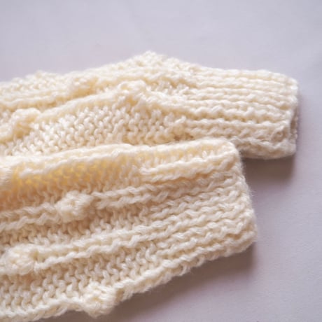 "Ann Katrine" acrylic popcorn cardigan