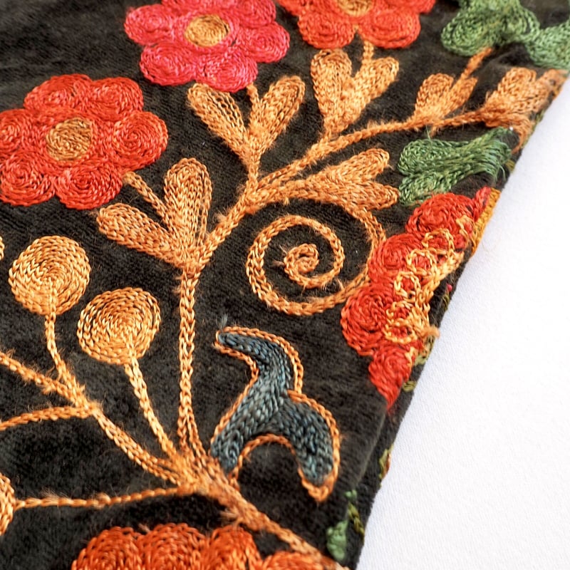 vintage suzani embroidered robe | Nia vintage vintage suzani embroidered robe | Nia vintage