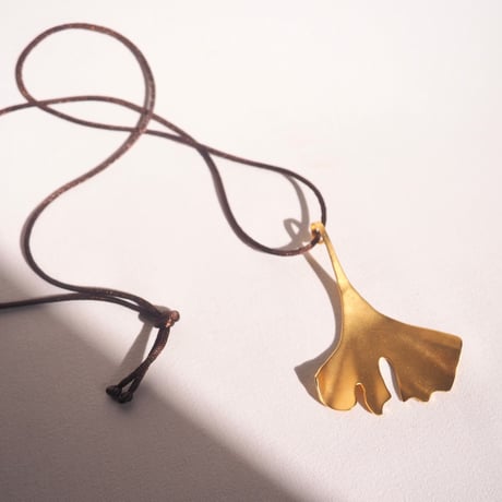 "Robert Lee Morris" motif necklace