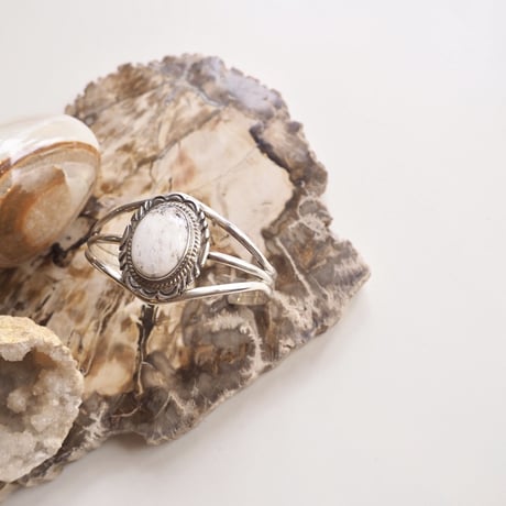 Navajo "Thomas Francisco" silver × white buffalo bangle