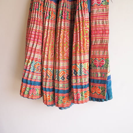 80s hmong embroidered wrap skirt