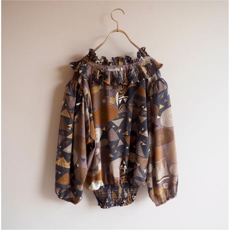 80s "Susan Freis" abstract ruffle blouse (BR)