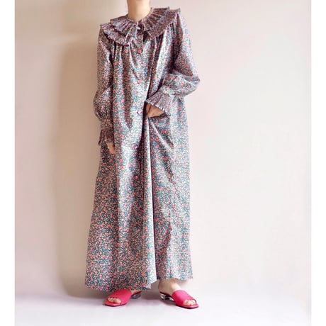 vintage pleated collar floral maxi dress