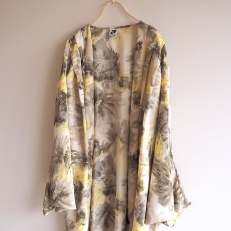 vintage dolman sleeve floral robe