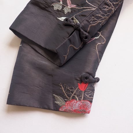 vintage Chinese floral embroidered blouse