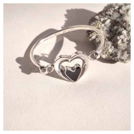 vintage Mexican silver onyx heart bracelet