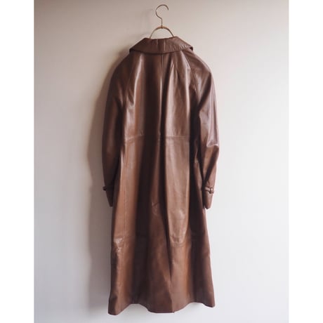 "slavonija" round collar echt leather coat