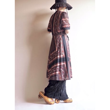 70s s/s scarf print midi dress
