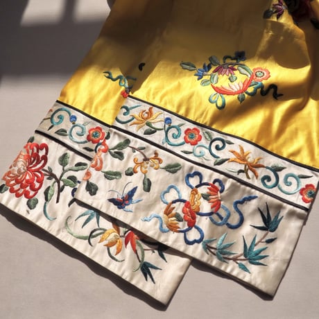 60〜70s chinese floral embroidered robe