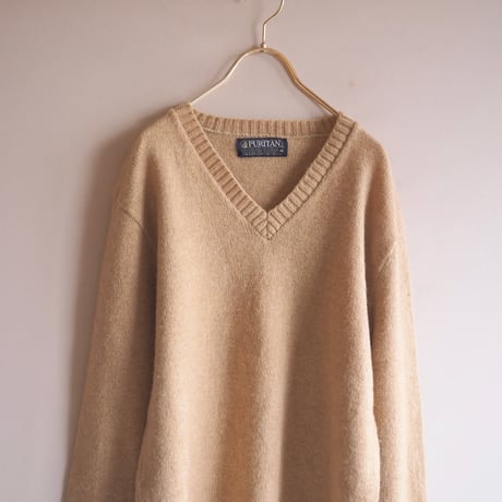 "PURITAN" V-neck wool sweater