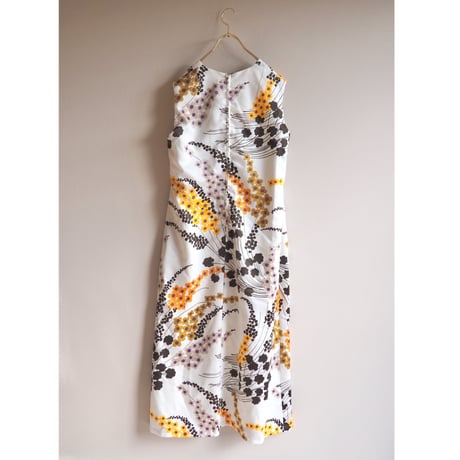 70s sleeveless floral maxi dress