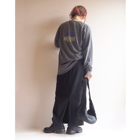 "Bobbie Brooks" black creased maxi skirt