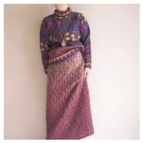 "Michelle Stuart" floral pattern sweater
