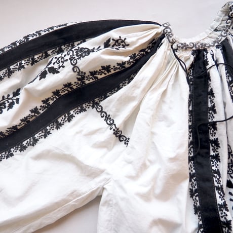 vintage romanian embroidered blouse