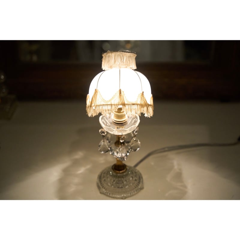 ガラス　照明　フランス　アンティーク フランス アンティーク ガラスランプシェード クラシックな曲線美