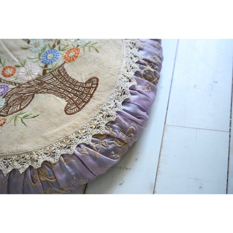 フランスアンティーク クッション 花籠 アンティーククッション 花柄 刺繍  バスケット 60cm