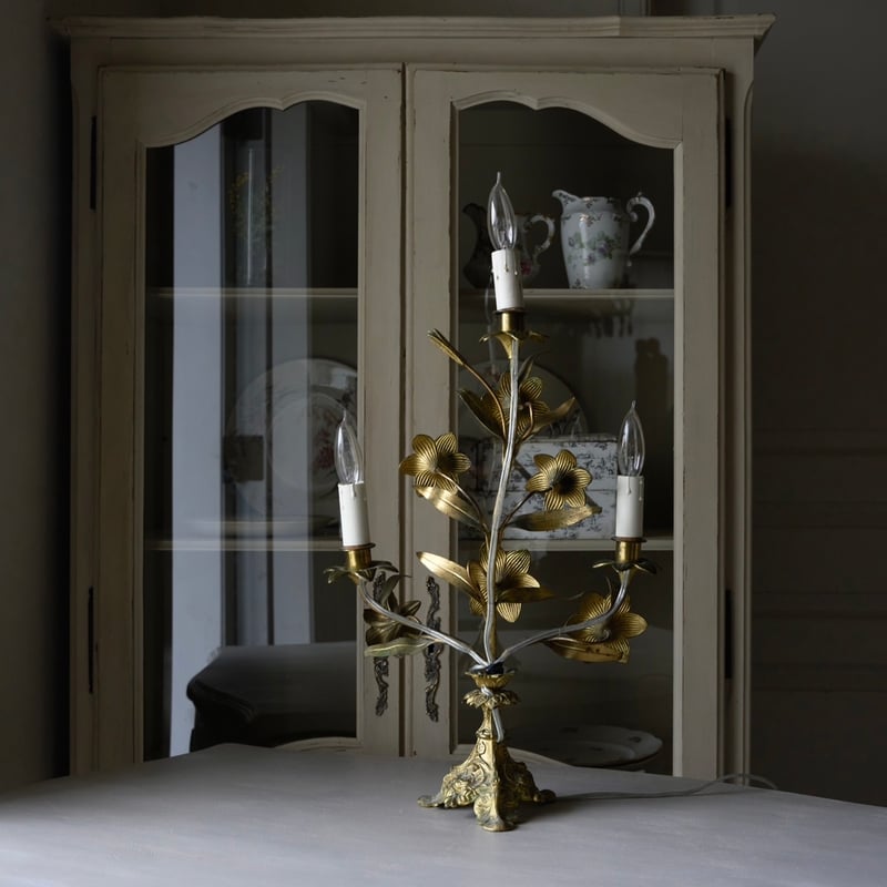 メンテナンス済み フランスアンティーク 教会 百合 ランプ テーブル