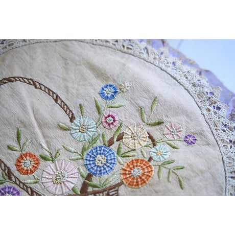 フランスアンティーク クッション 花籠 アンティーククッション 花柄 刺繍  バスケット 60cm