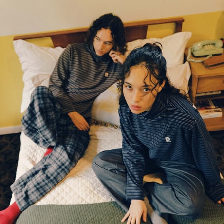 【ep.9】BORDER FLEECE TURTLE LONG T (blue)