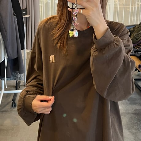 【ep.9】CRASH LOGO LONG T (brown)