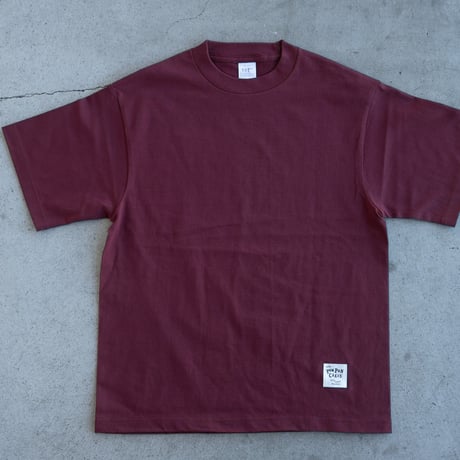 POMPON BACKPRINT TEE