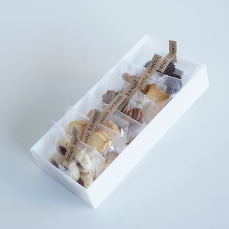 SEASONAL COOKIE BOX（６種詰め合わせ）