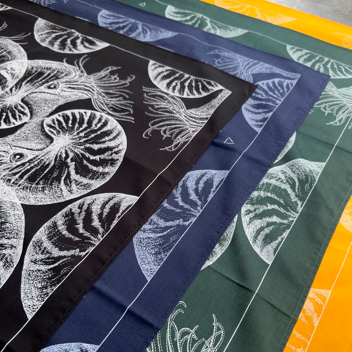 63x63 BANDANA - OUMUGAI | STICKER ＆ DESIGN STORE