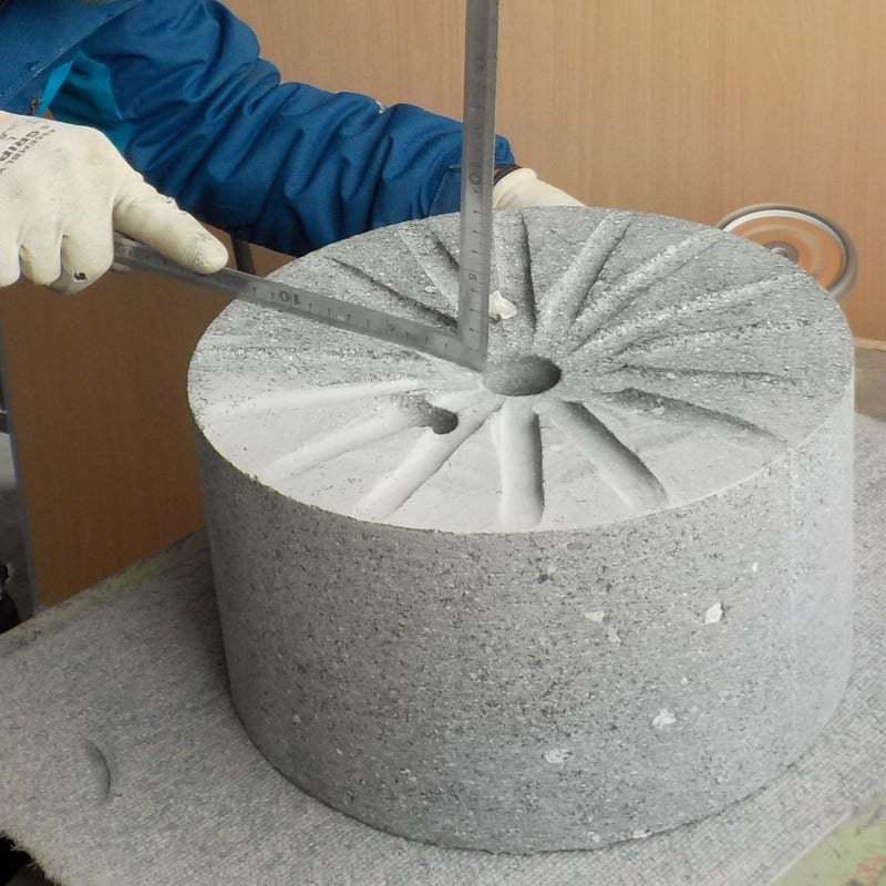 飛騨溶岩石臼 蕎麦挽き 石臼 手作り 手引き石臼 そば用石臼 飛騨溶岩石臼 蕎麦挽き 石臼 手作り 手引き石臼 そば用石臼