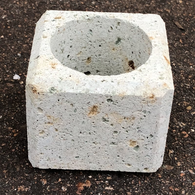 溶岩石の植木鉢、岩の鉢。 溶岩石の植木鉢、岩の鉢。 園芸用品 - KAEDE-SUPPORT