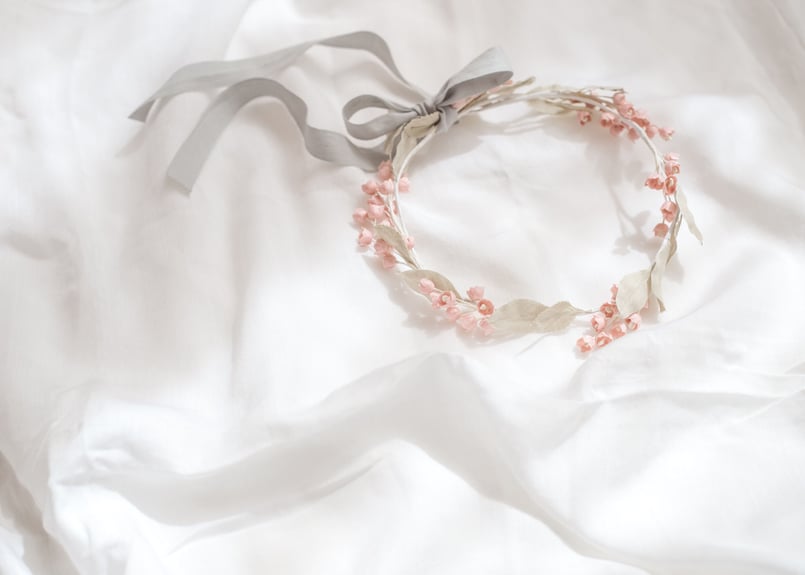 1124A フランスアンティーク 布花 花冠 - アンティーク雑貨 1124A フランスアンティーク 布花 花冠 - アンティーク雑貨