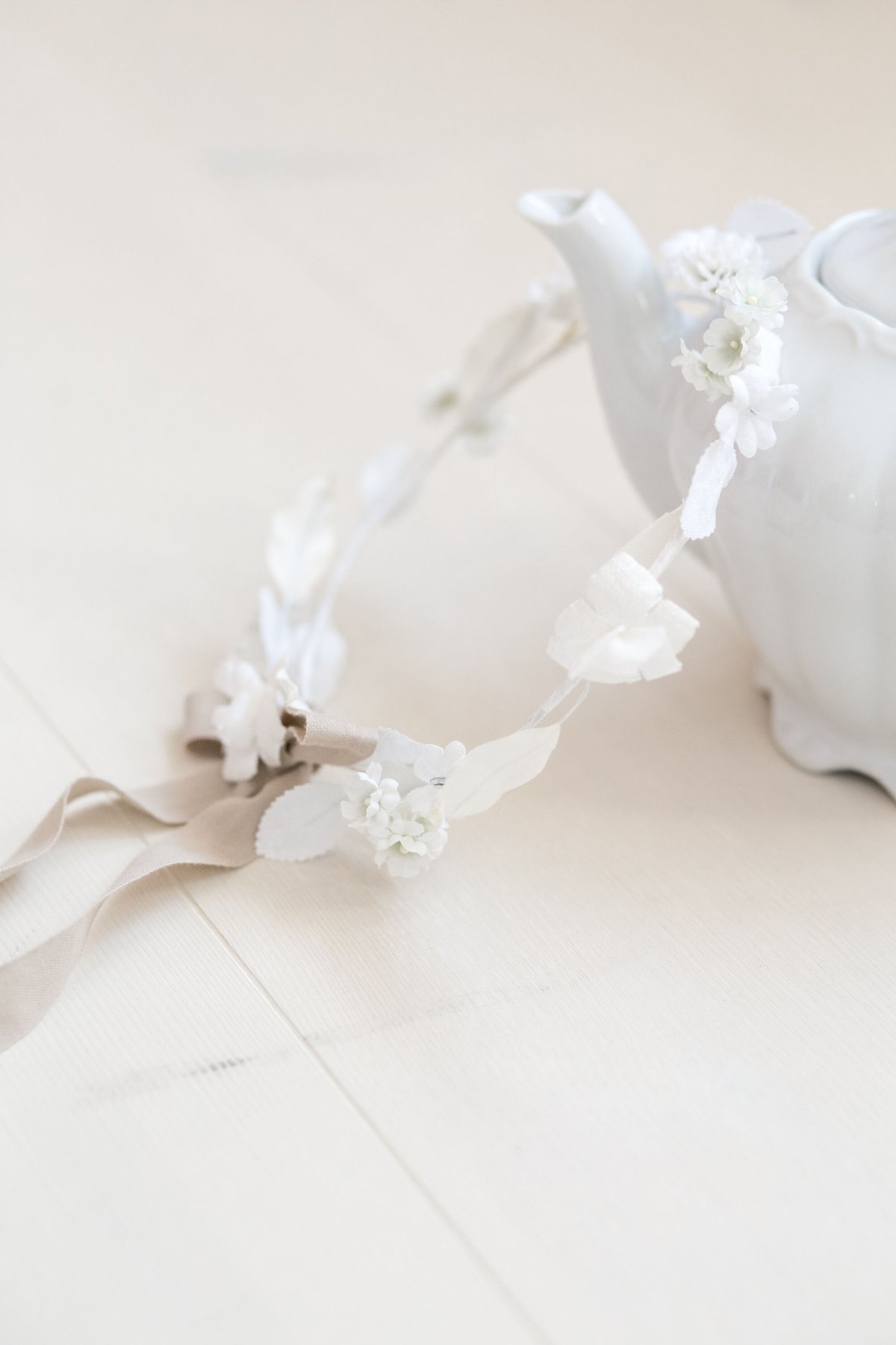 フランスアンティーク　布花冠　ホワイト　布花　花冠　フランスブロカント フランスアンティーク 布花冠 ホワイト 布花 花冠 フランス
