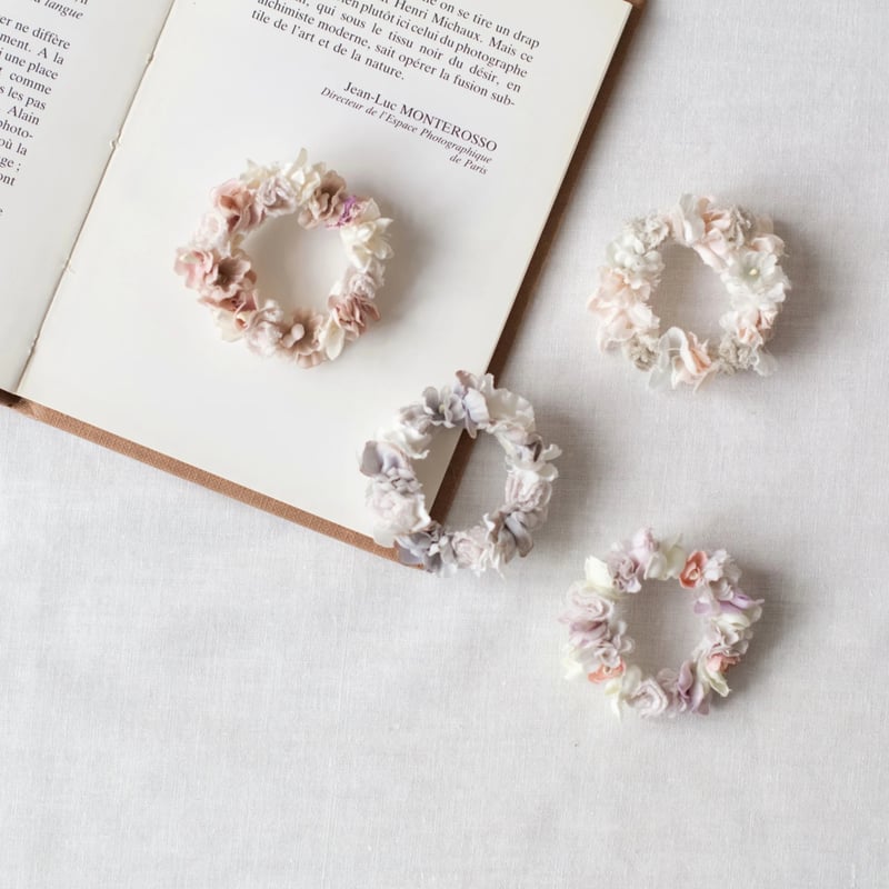 布花　染め花　アートフラワー　ハンドメイド　リース、ブーケ、コサージュ4点セット 布花 染め花 アートフラワー ハンドメイド リース、ブーケ、コサージュ