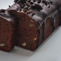 フルーツナッツチョコレートケーキ