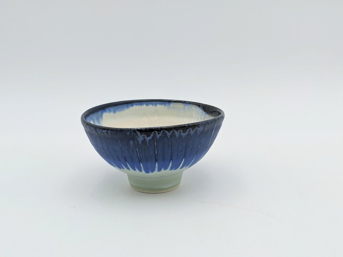 色彩結晶釉茶碗 藍 | 大雪窯オンラインショップ