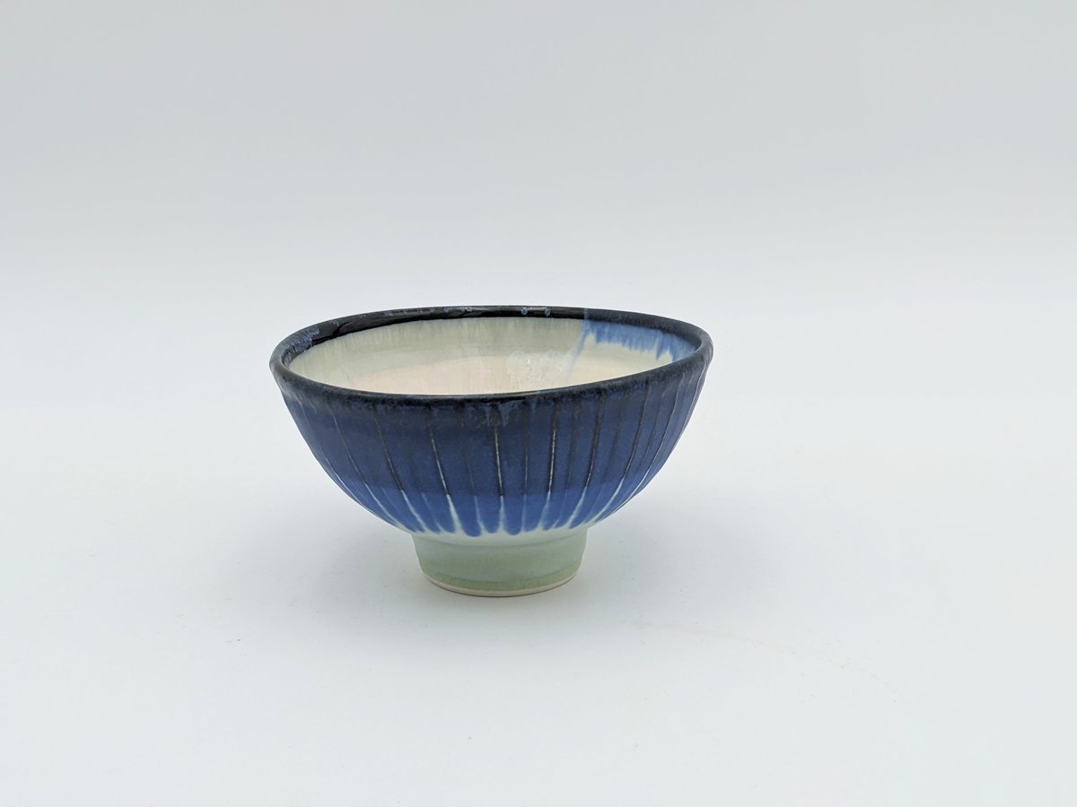 色彩結晶釉茶碗 藍 | 大雪窯オンラインショップ