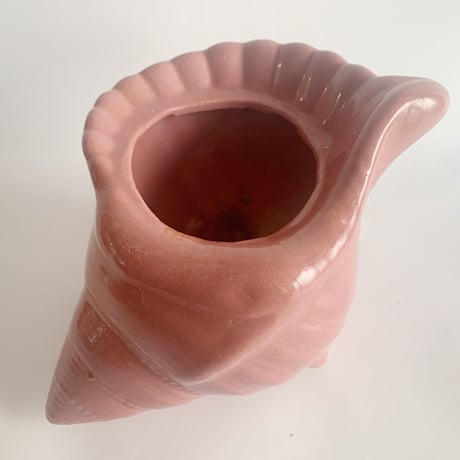 VTG Shell shaped flower vase