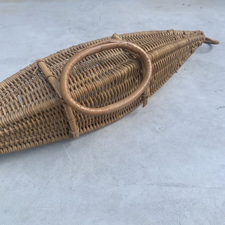 VTG Boat shape straw basket