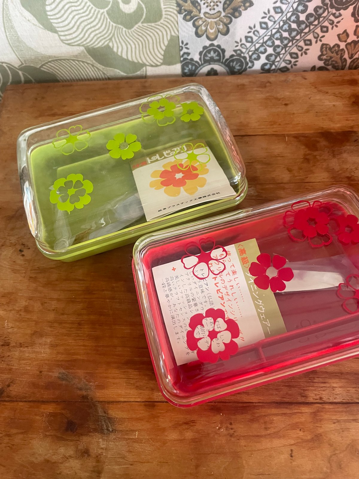メキシコ　カラフルな花柄　陶器　バターケース レトロ花柄バターケース | ladybird