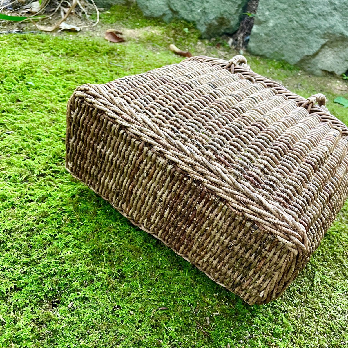 野沢温泉 あけびバッグ（小判型並編み） | Linné